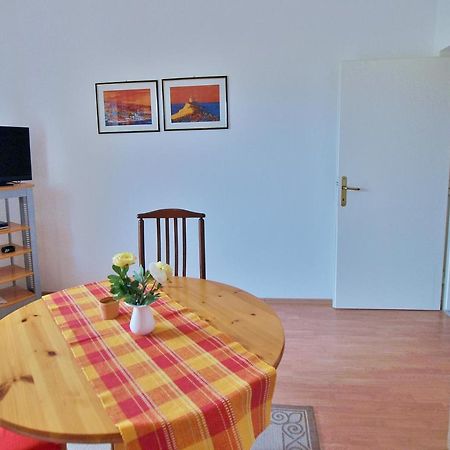 Apartments Biserka 拉布 外观 照片