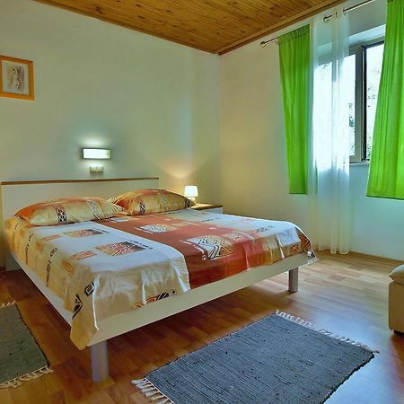 Apartments Biserka 拉布 外观 照片